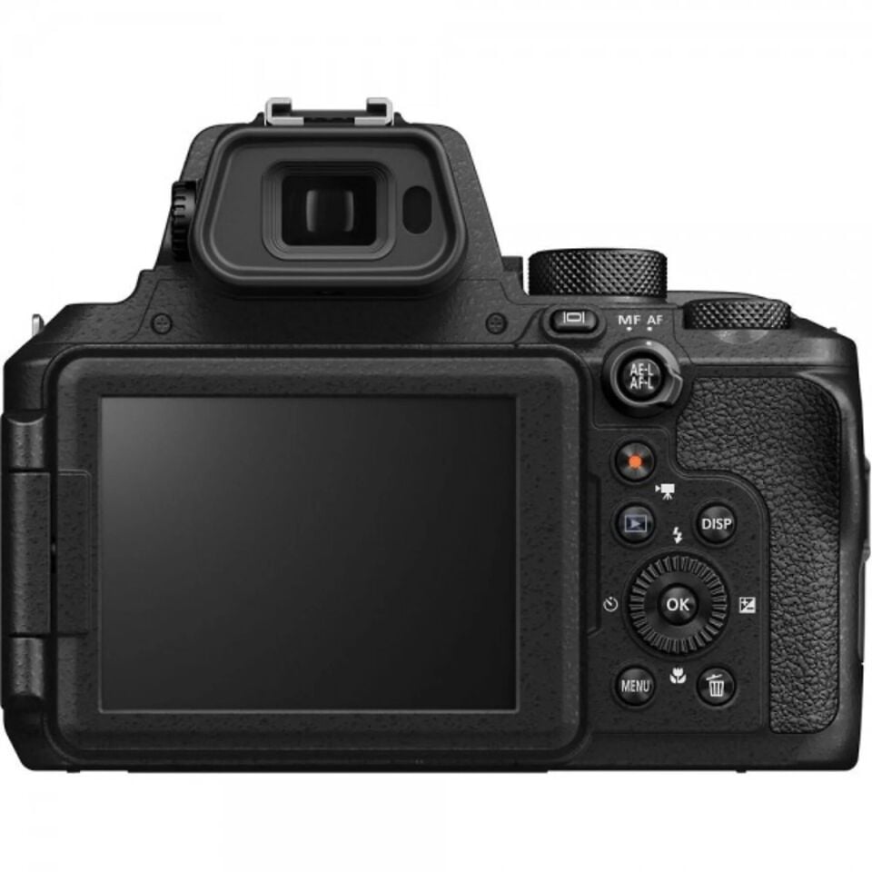Nikon Coolpix P950 Dijital Fotoğraf Makinesi (Karfo Karacasulu Garantili)