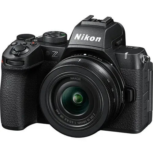 Nikon Z50 II + 16-50mm VR Lensli Fotoğraf Makinesi